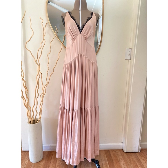 Free People Dresses & Skirts - Never worn light pink maxi dress